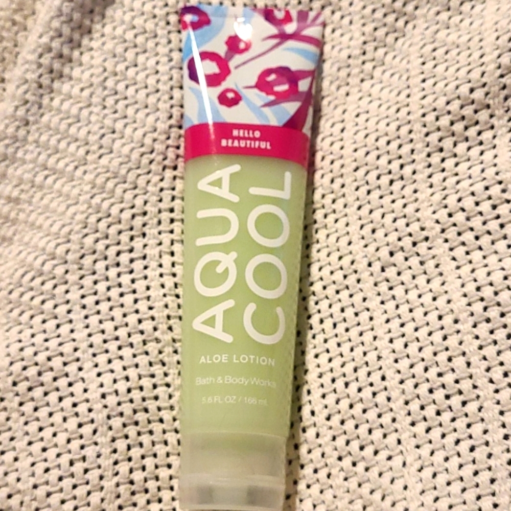 Hello beautiful aqua cool aloe lotion